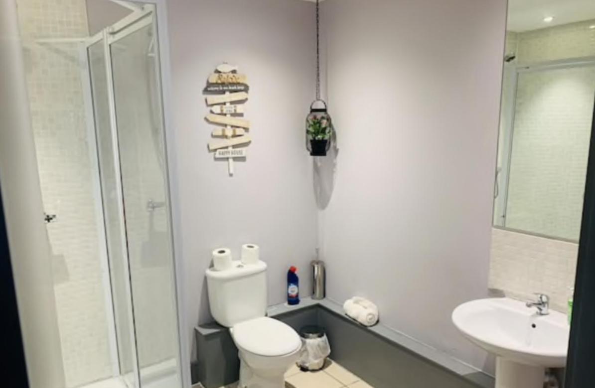 2 Bedroom Free Parking By Concert Square Sleeps 8 Liverpool Exterior photo